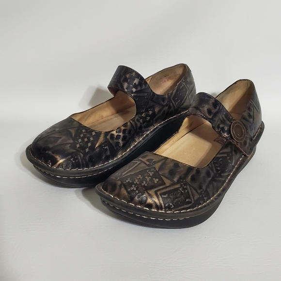 Alegria Deck of Cards Mary Jane Clog Black Gold Womens Shoes Size 41 - Picture 2 of 13